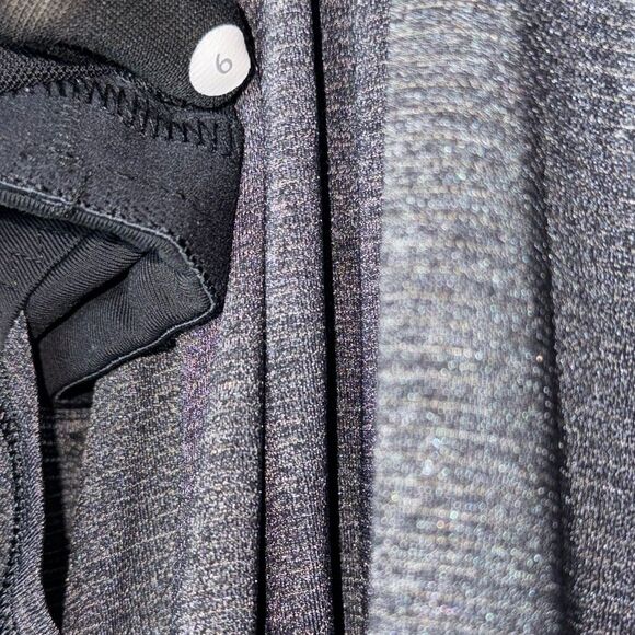 Lululemon Elevate Tank with Drawstring Hem Size 6 - Picture 5 of 6